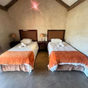Twin Room Lake View